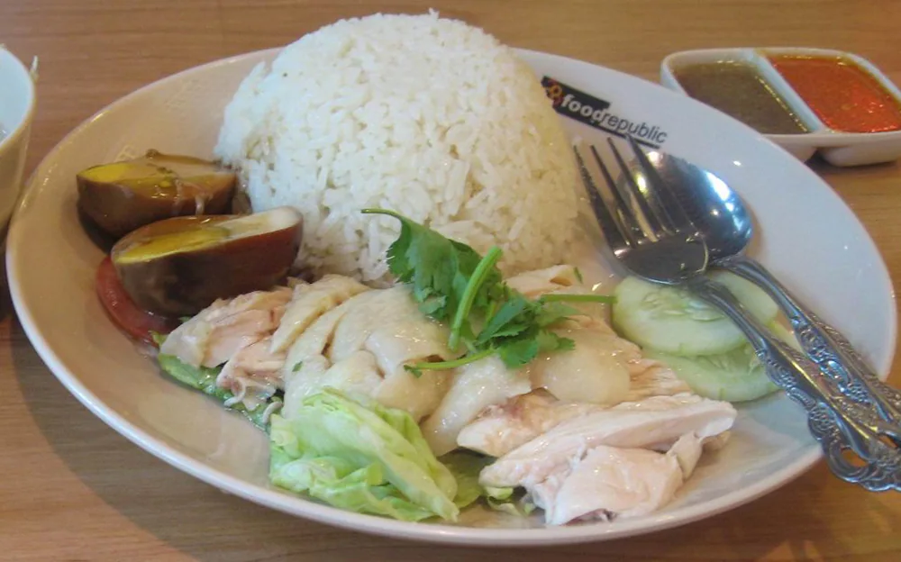 Arroz de frango à moda de Hainan