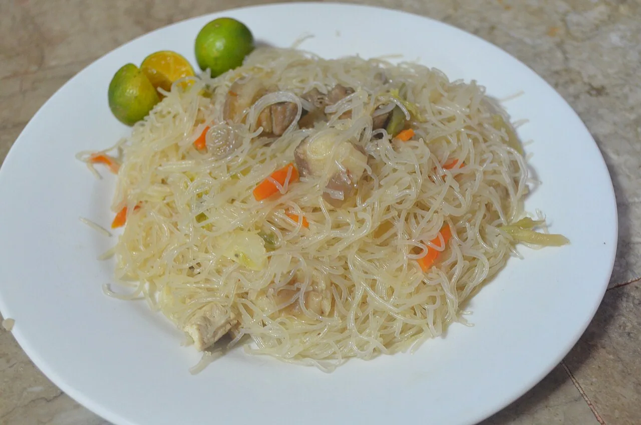 Pancit bihon with pork and chicken