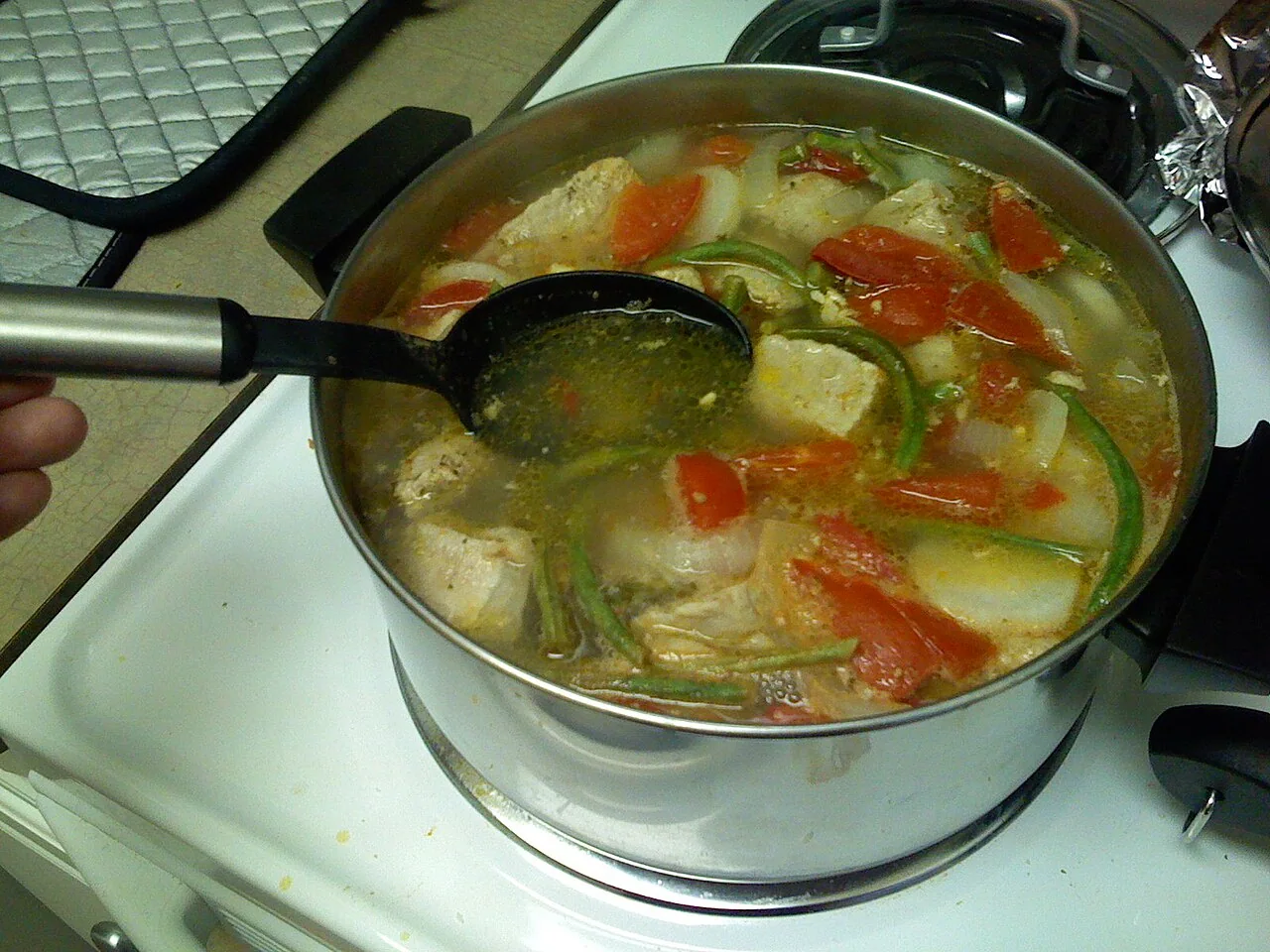 Sinigang de porco e tamarindo