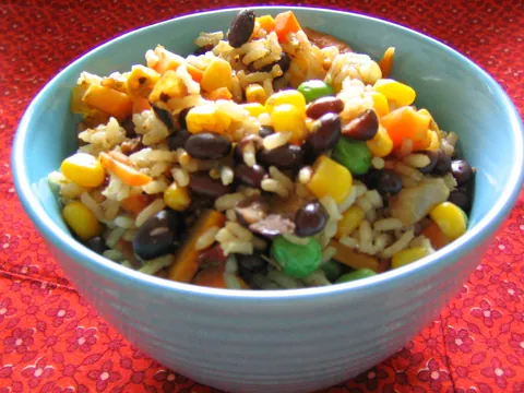 Arroz de feijão-preto e milho