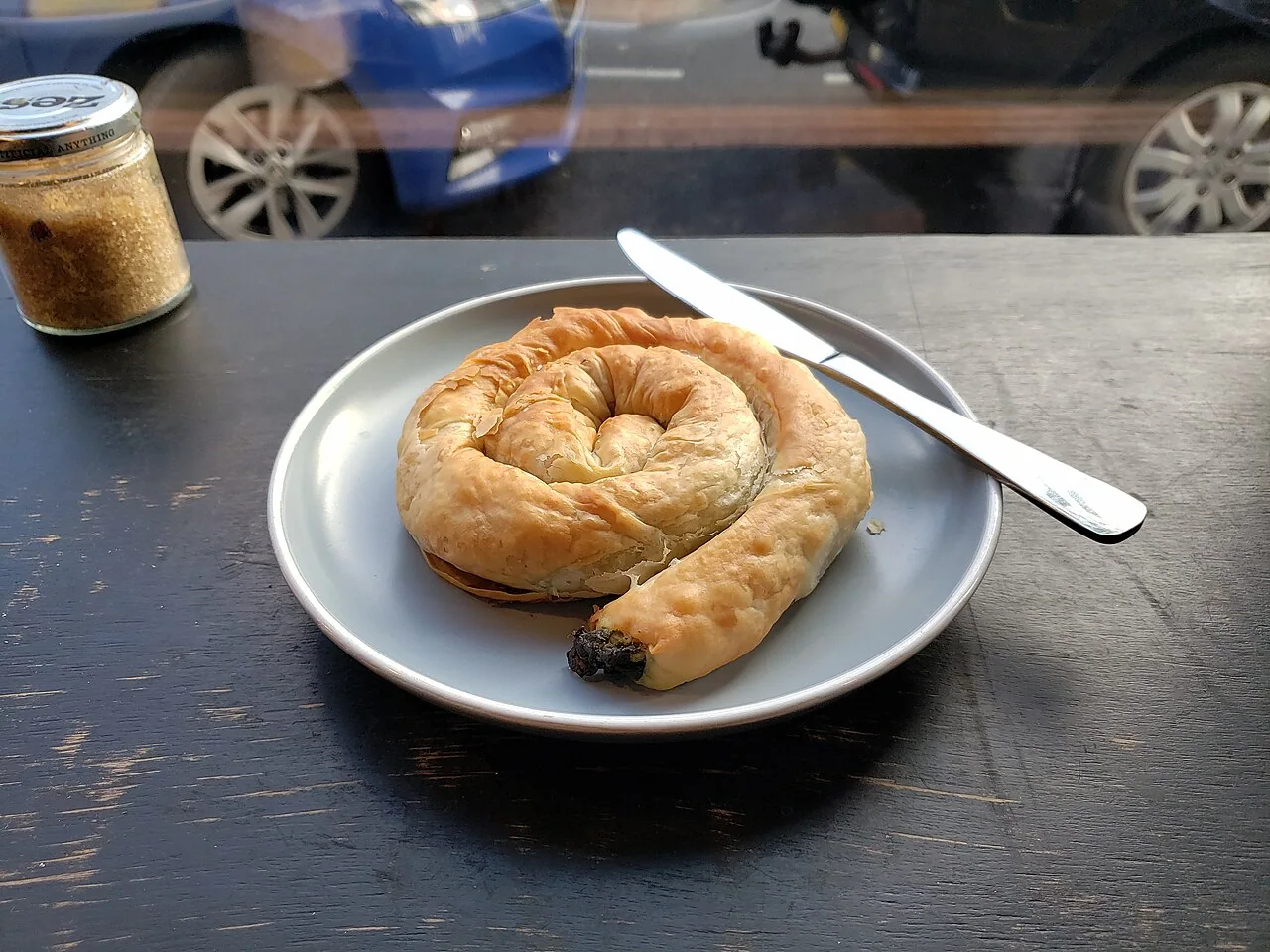 Börek de tofu e espinafres