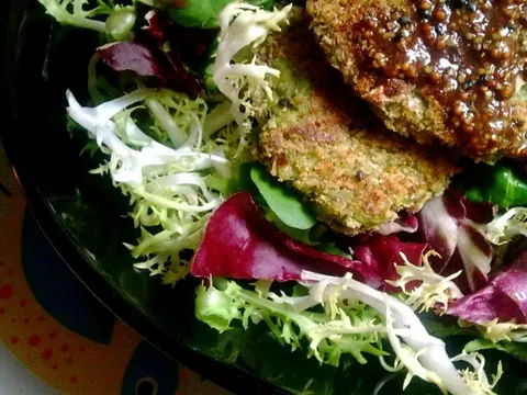 Croquetes de tofu e arroz integral
