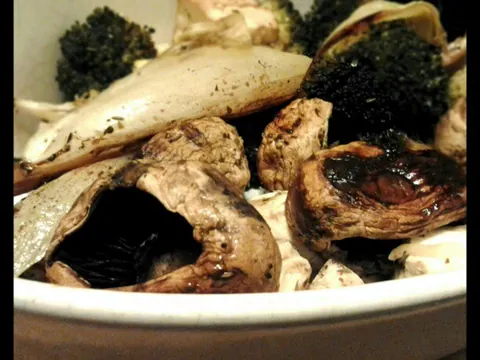 Papilote de tofu e cogumelos