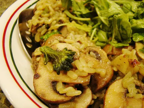 Risotto vegan de cogumelos
