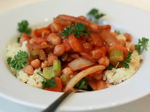 Tagine de grão-de-bico e abóbora