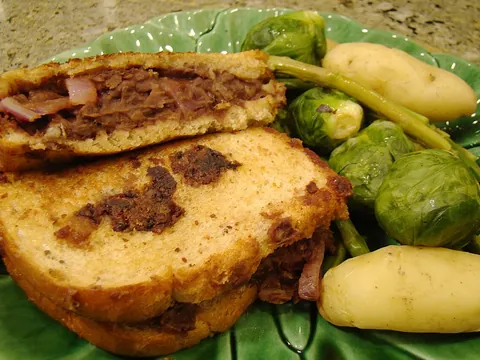Torta mexicana vegan de feijão-preto